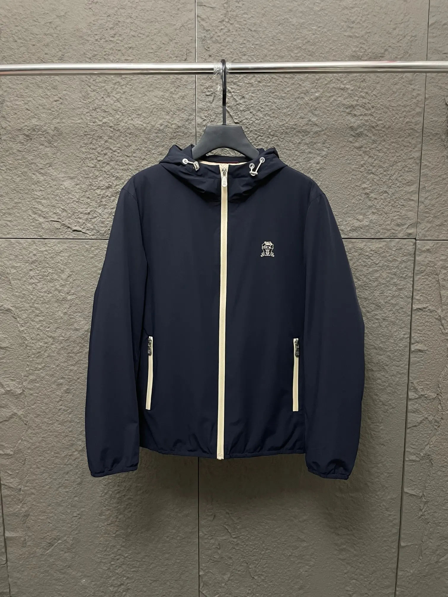 BILLIONAIRE SIJITONGDA 2025Мужской бутик осенне-зимнего легкого пуховика из первых тканевых