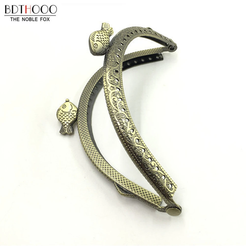 10pcs/lot 8.5cm Fish Head Metal Purse Frame Handle for Clutch Bag Accessories Delicate Making Kiss Clasp Lock Bags Vintage Frame