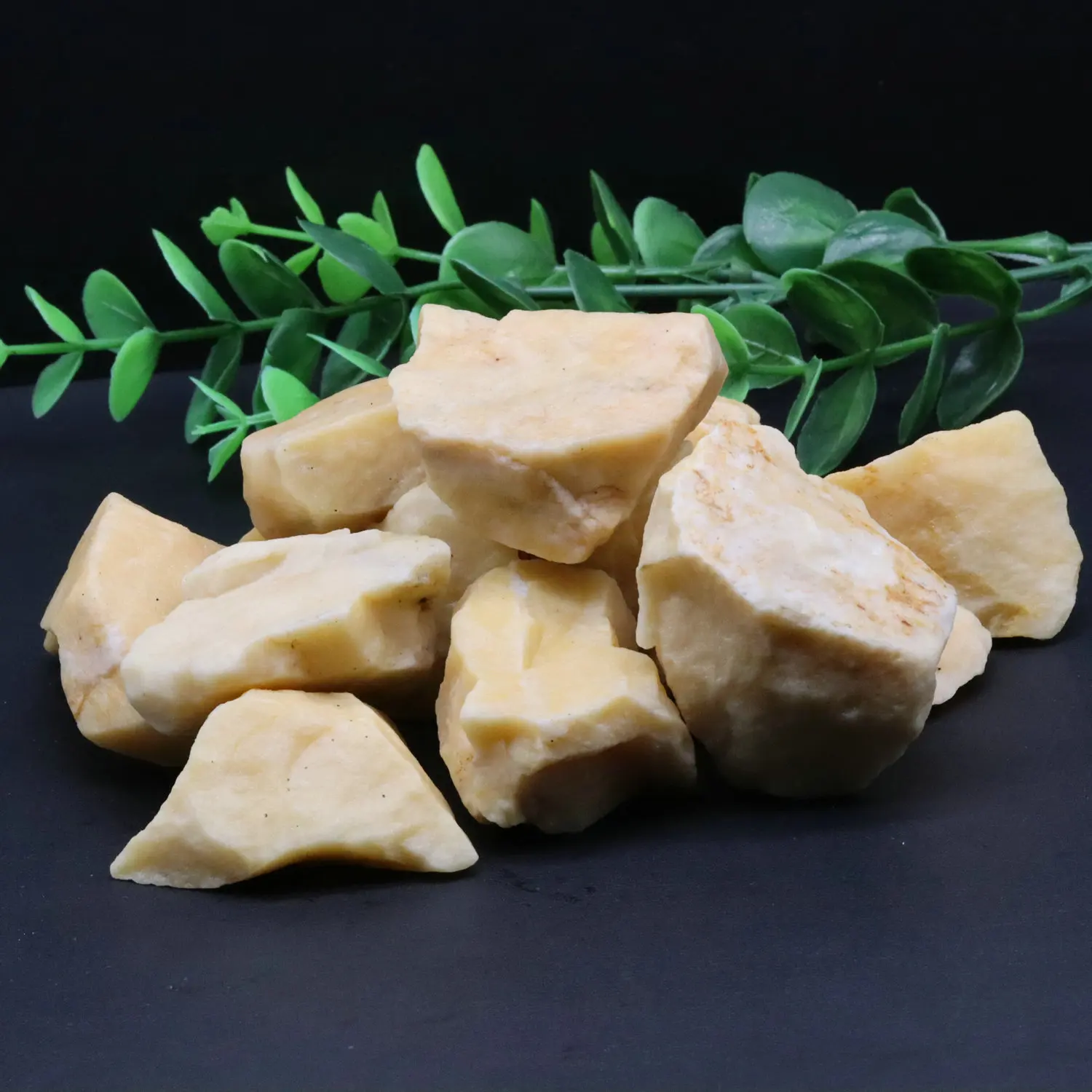 

40-50mm 200g Natural Yellow Aventurine Gravel Crystal Stone Rock Healing Gemstone for Fish Tank Home Decor