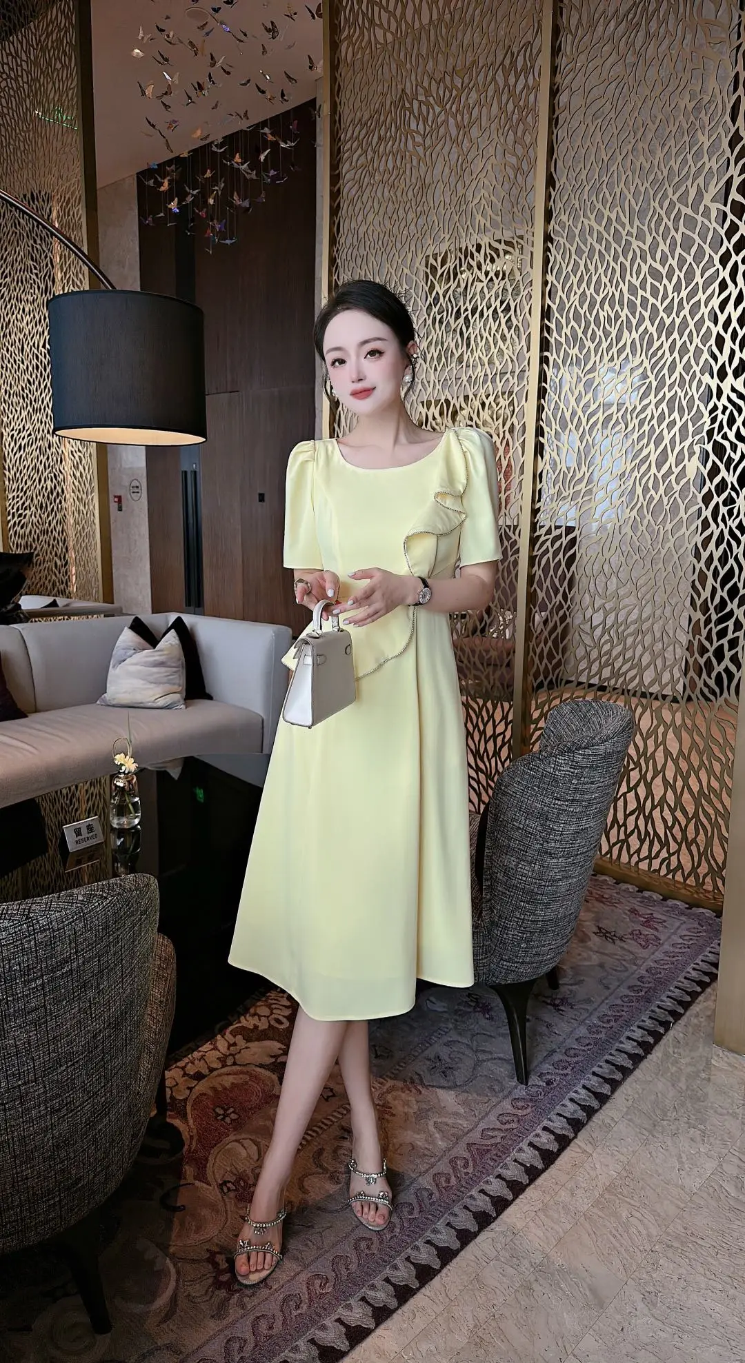 

2023 Spring/Summer Fashion New Women's Clothing Sleeve Ruffled Stitching Fake Two-Piece Dress 0704