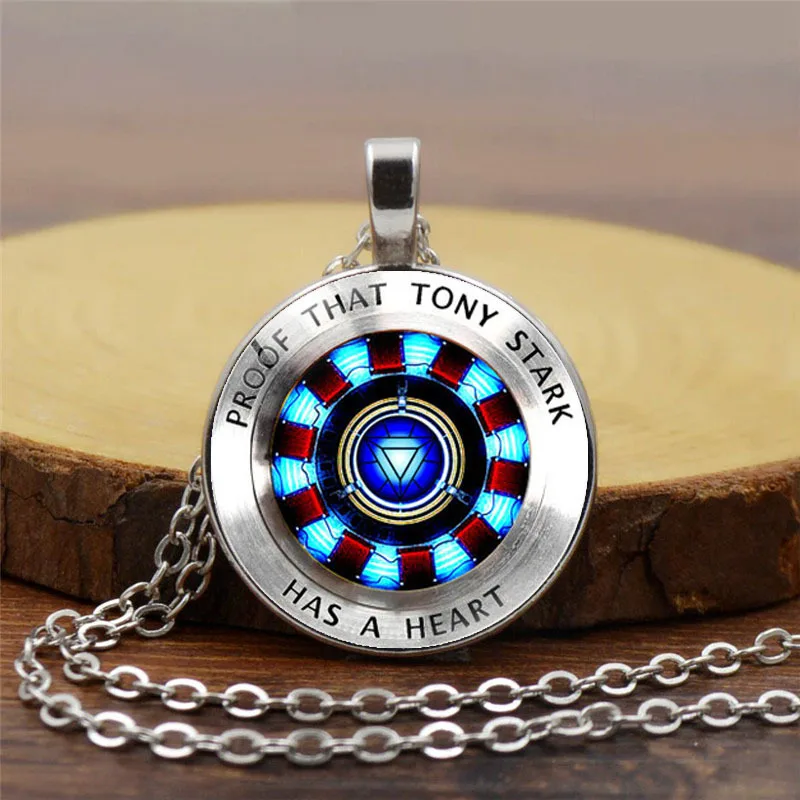 Купи Marvel Legends Time Gem Cabochon Necklace Iron Man Necklace Marvel Avengers Endgame Quantum Realm Series Necklace Kids Gift за 55 рублей в магазине AliExpress