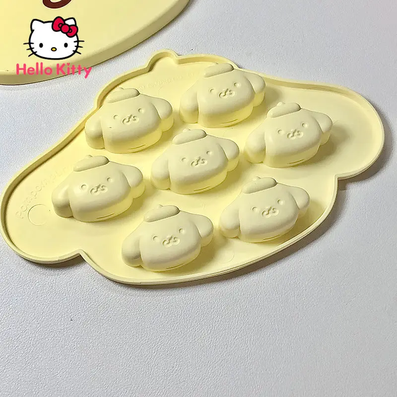 

Hello Kitty Cartoon Mold Baking Pan Making Ice Cream Bean Jelly Cookies Food Grade Silicone Material Decor DIY Kitchen Tools