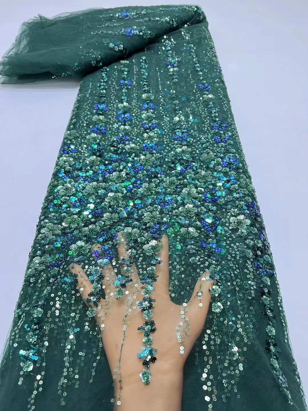 

Африканская Кружевная Ткань 5 ярдов 2023 Высококачественная вышитая французская с блестками 3D кружевная ткань для свадебного платья HX