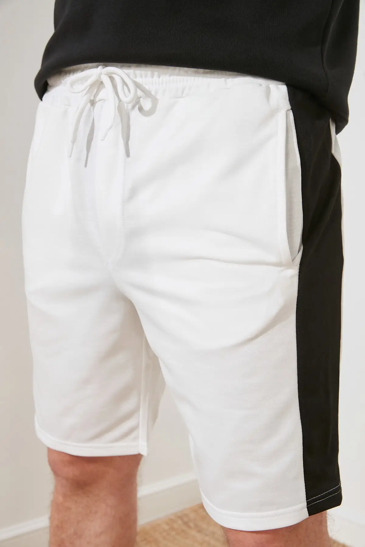 

Trendyol Male Shorts & Bermuda TMNSS21SR0305