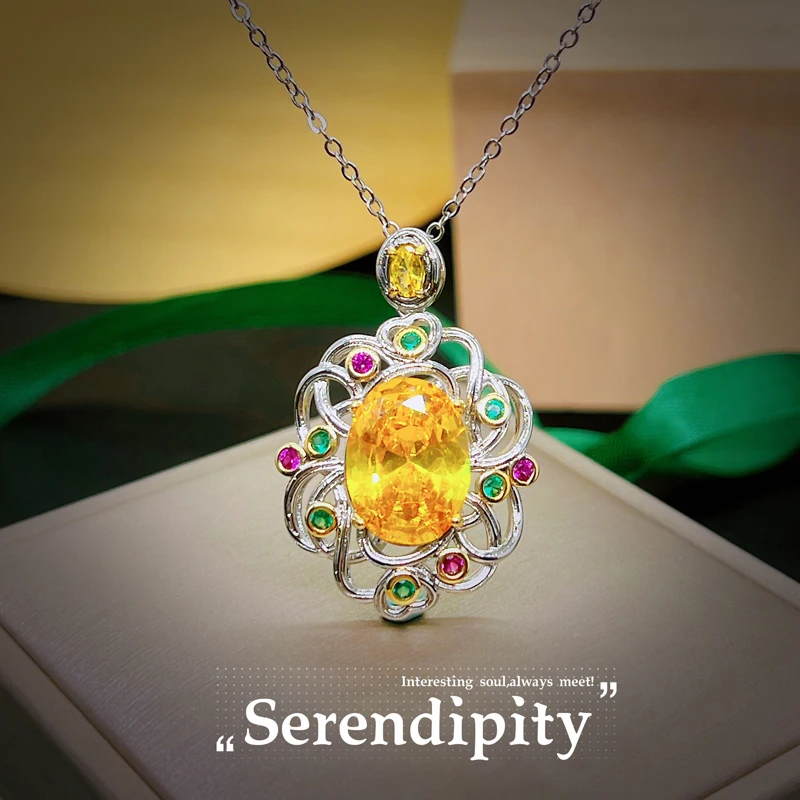 

Luxury Unique Design Pendant Necklace Korean Style Hollow Geometry Jewelry For Women Wedding Engagement Banquer Party Ornaments