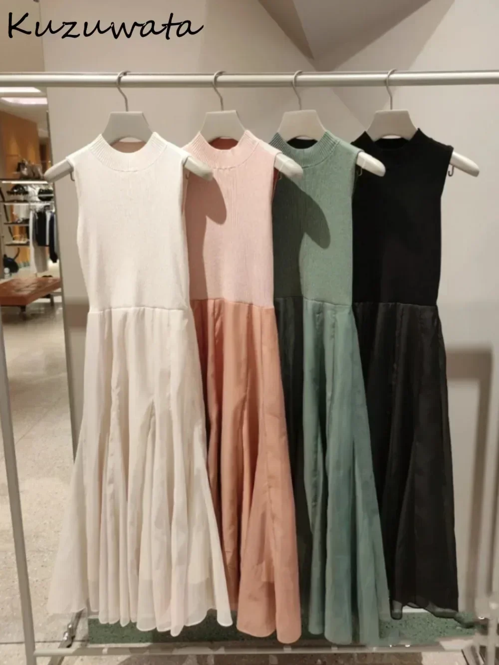 Kuzuwata милые элегантные платья средней длины без рукавов с круглым вырезом вязаный
