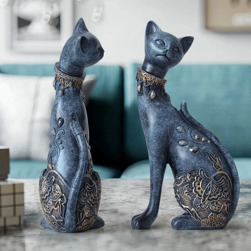 

Figurine Decorative Resin Cat Statue For Home decorations European Creative wedding gift animal Figurine home decor sculpture