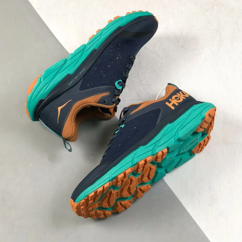 HOKA Challenger ATR 6 Sports Shoes Trail Running Shoes Men Outdoor Sneakers Anti Slip Wear-resistant Hiking Sneaker Casual Shoes