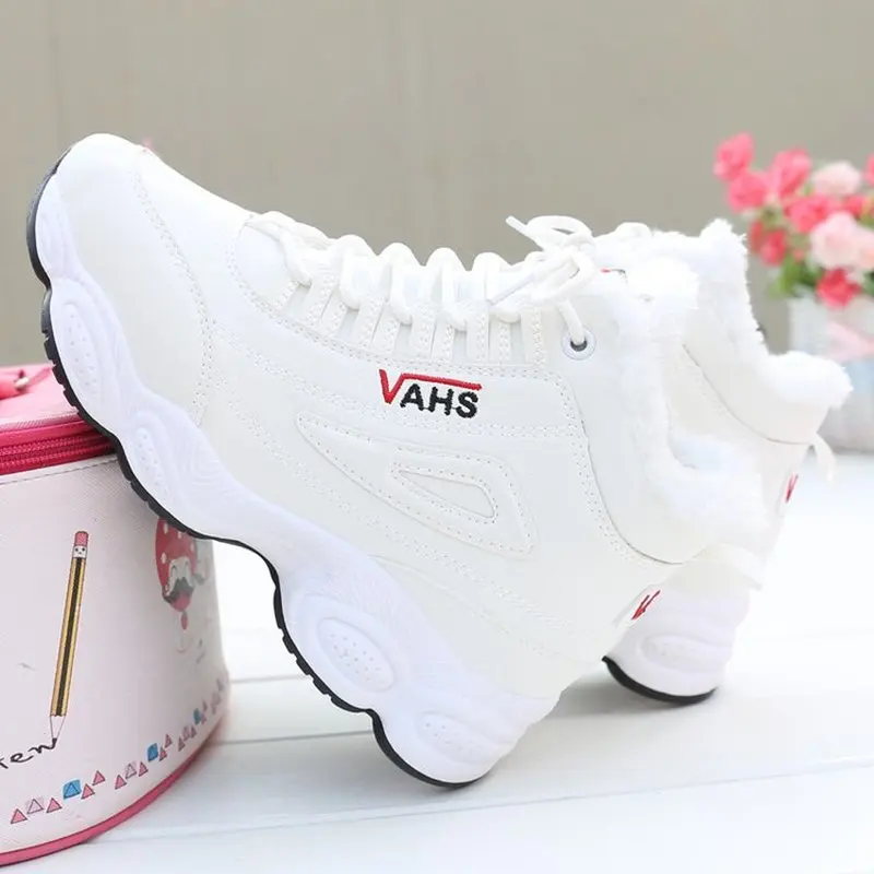 2021 New Autumn Sneakers Woman Vulcanized Shoes Suede Female PU Leather Outdoor Lace-Up Plus Hair Thicken Sneakers Women