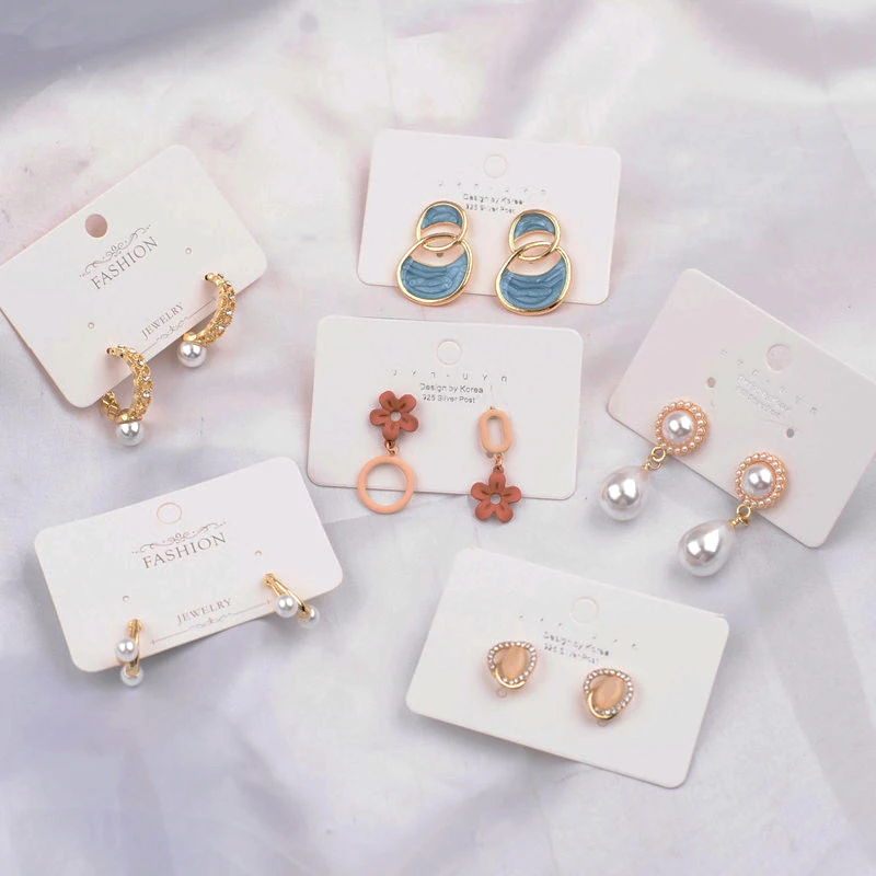 

luxury Korean wedding gift Earing Ear Clip Earrings for Women Gold Color Ear Earrings Fashion Imitation pearls New Year Jewelry