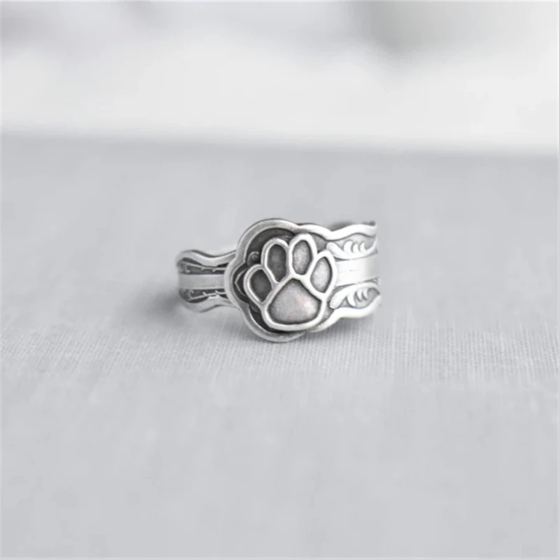 

Simple Style Cute Silver Color Cat Paw Print Animal Rings Featured Women's Personality Metal Rings Wedding Party Gifts For Her
