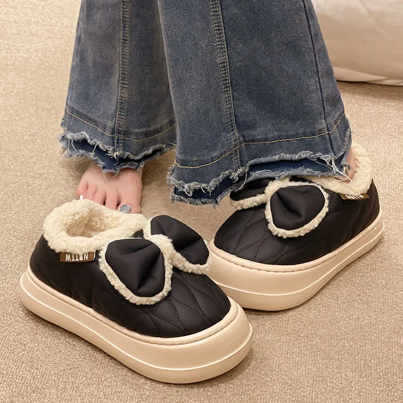 Зимняя женская обувь модель 2024 года с бантом крышкой-бабочкой тканевые тапочки