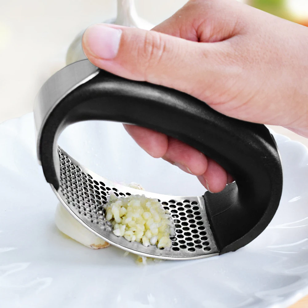 

Manual Arc Stainless Steel Garlic Press Multi-functional Garlic Crusher Hand-held Kitchen Crushing Vegetable Tool Kitchen Tool