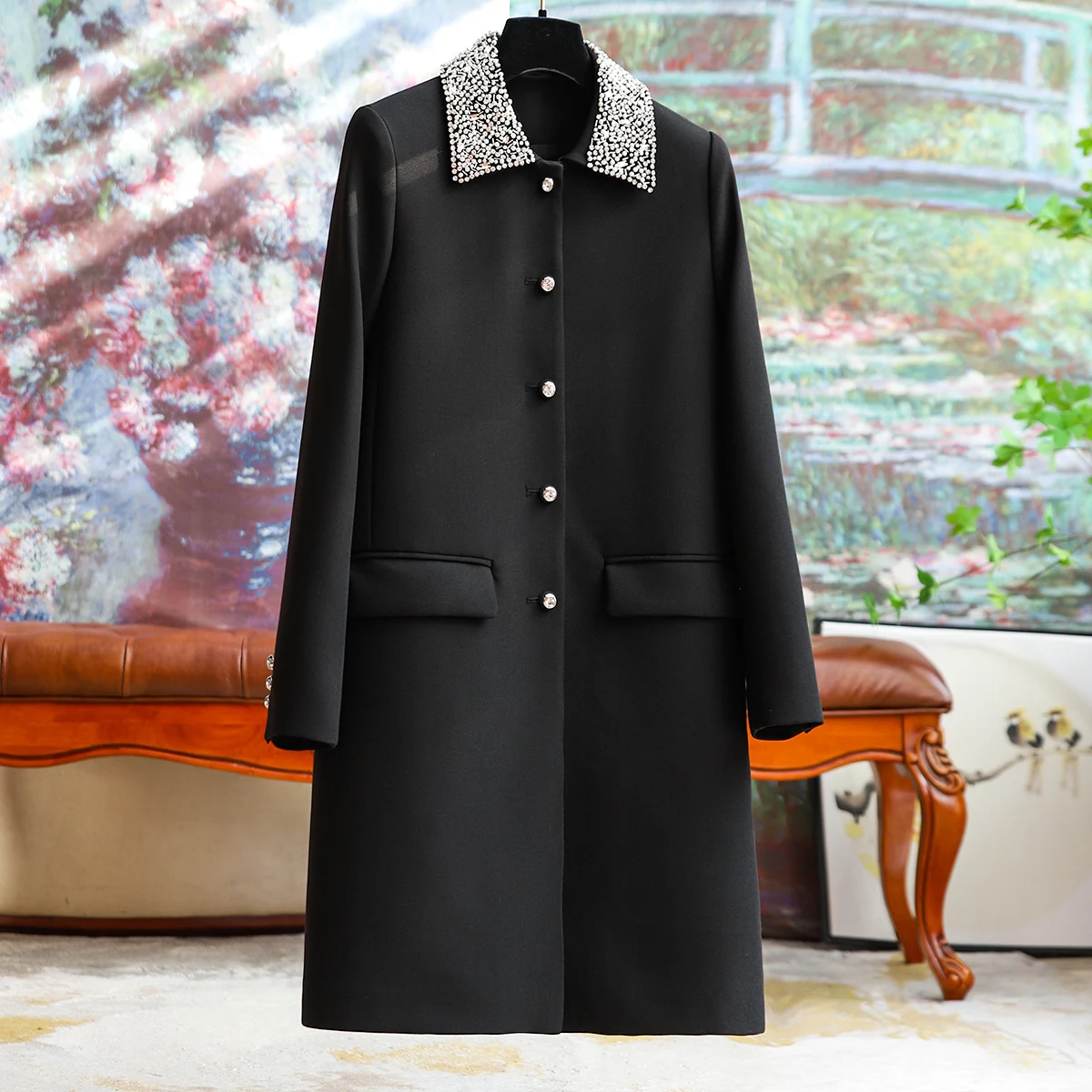 

Fashion lapel beaded straight black medium-length jacket 2023 fall and winter new personality design beaded long windbreaker