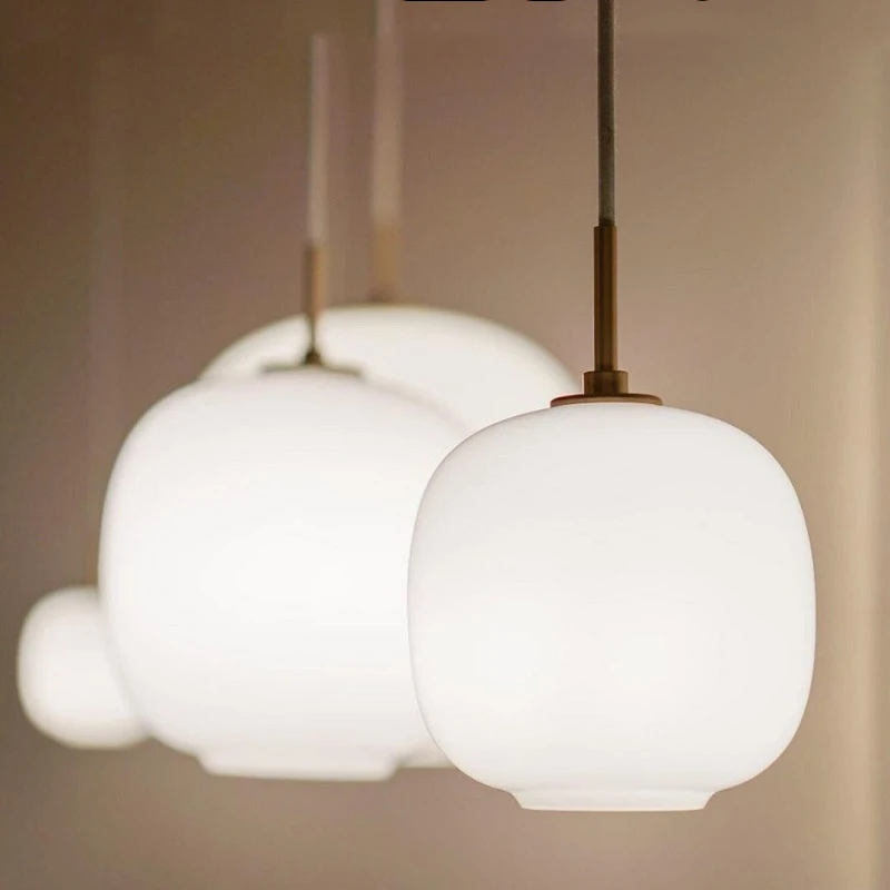 

Modern White Glass Ball Hanging Lamp Restaurant Kitchen Single lampshade Pendant Light Designer VL45 Radiohus 250 Pendant Lamp