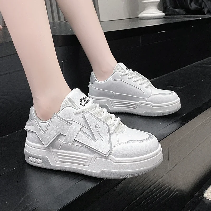 

Женские кроссовки на платформе, черные дышащие Низкие кроссовки с вулканизированной подошвой, повседневная обувь в Корейском стиле, 2023