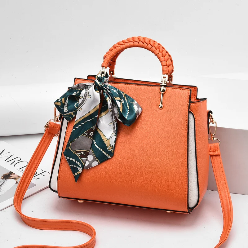 

Hot Selling Women's Bags 2023 New Noble Grand Luxurious Women's Bags Fashion Single Shoulder Crossbody Retro Handbag