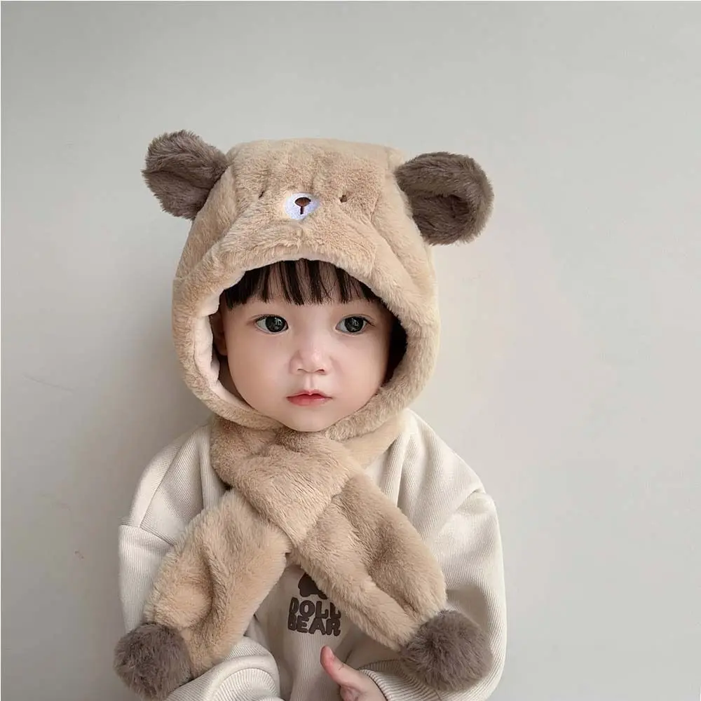 Рисунок 5 - Однотонная плюшевая шапка с медведем