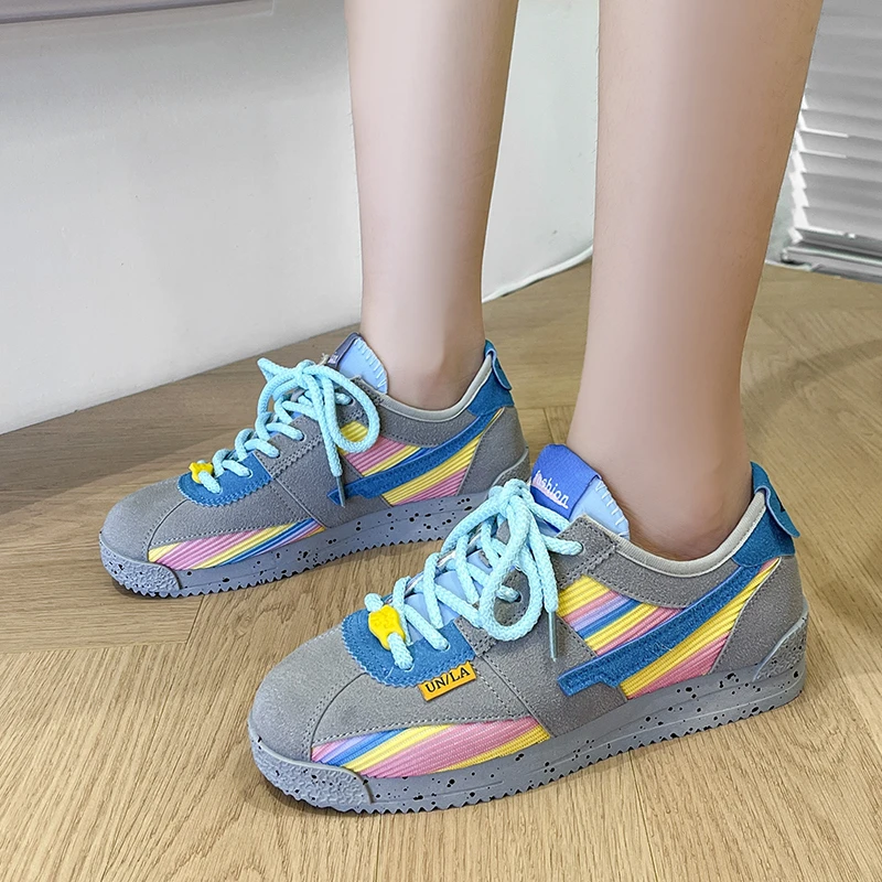 

2022 New Women's Shoes Fashion Mixed Colors Casual Sneakers Flat Skateboarding Sneakers Comfortable Urban Casual Forrest Shoes