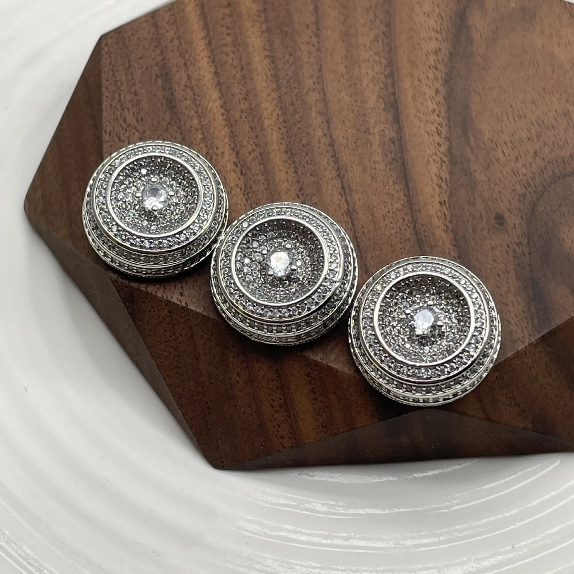 

5 шт. Многослойные циркониевые пуговицы для свитера пальто шитье для кашемира вязаный кардиган женский свитер пальто аксессуары «сделай сам»