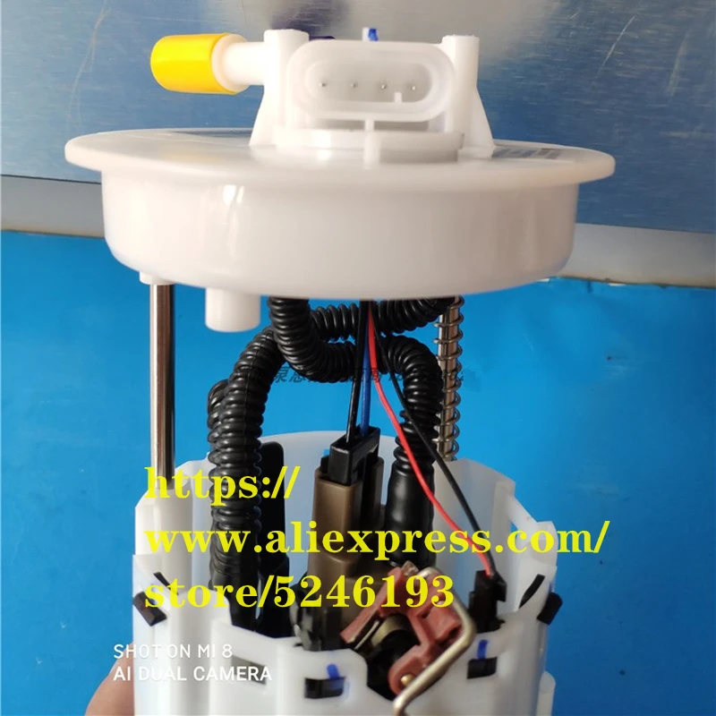 Топливный насос для 12 Geely Emgrand EC7 бензиновый электронный масляный | Автомобили и