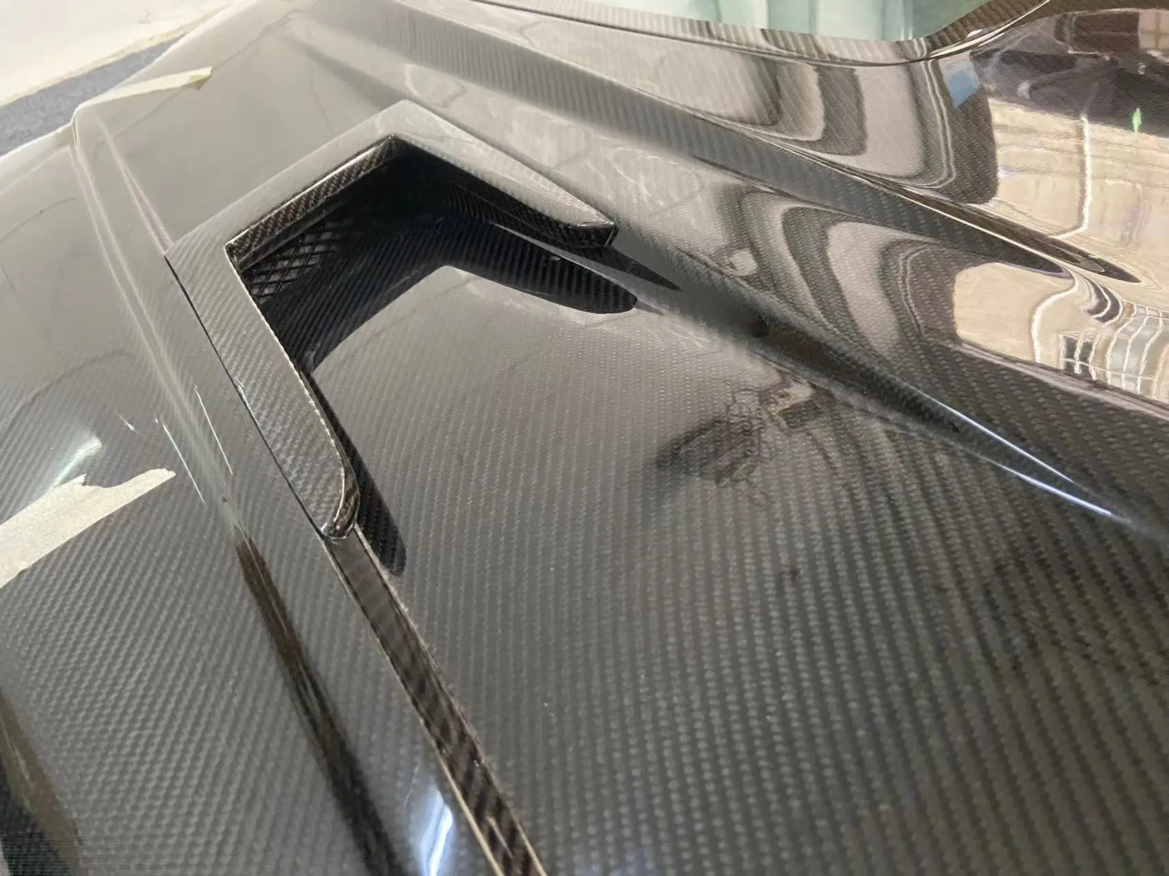 Капот двигателя из углеродного волокна прозрачный для Mercedes Benz W204 C63 в стиле AMG