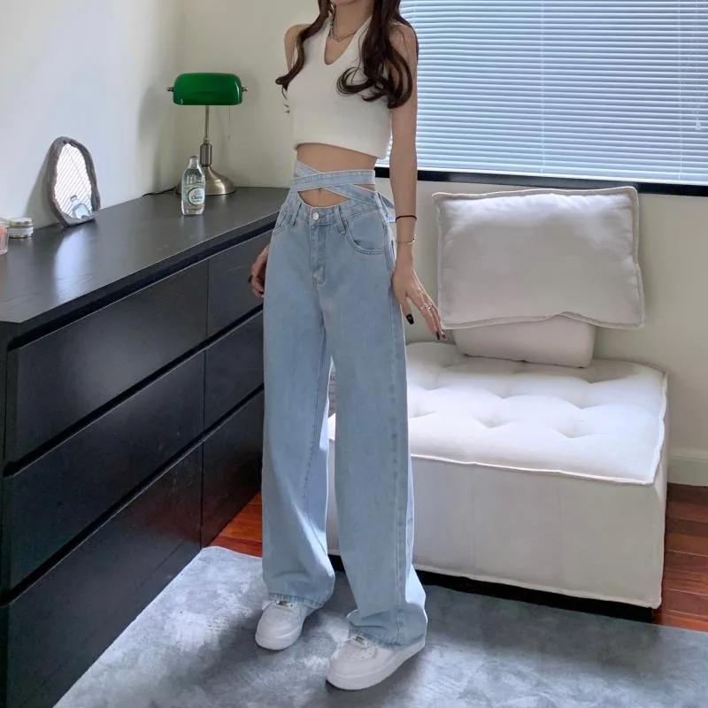 Рисунок 4 - Женские свободные джинсы с высокой талией