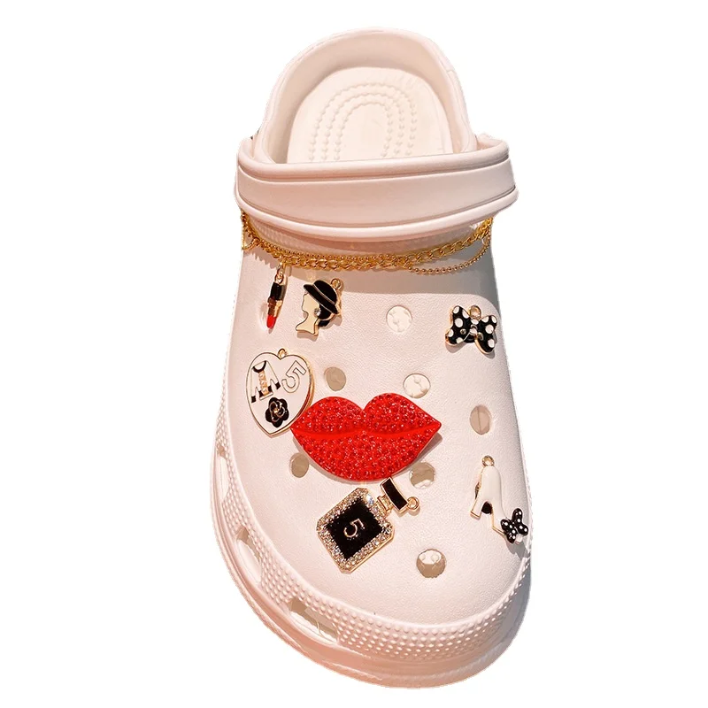 Vintage Fashion Croc Charms Designer Trend Quality Lipstick Pearl Pattern Elegant Women'S Summer Clroc Accessories