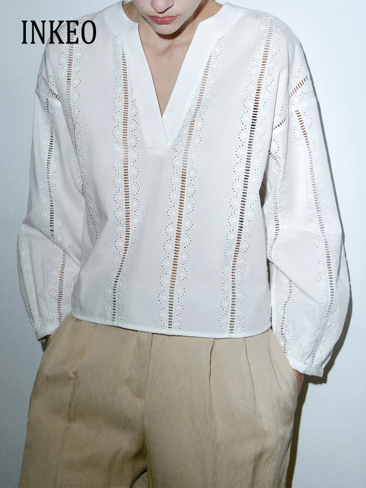 

Модная женская кружевная блузка с разрезом, свободная рубашка с V-образным вырезом и вышивкой, женские летние белые топы, винтажная одежда ...