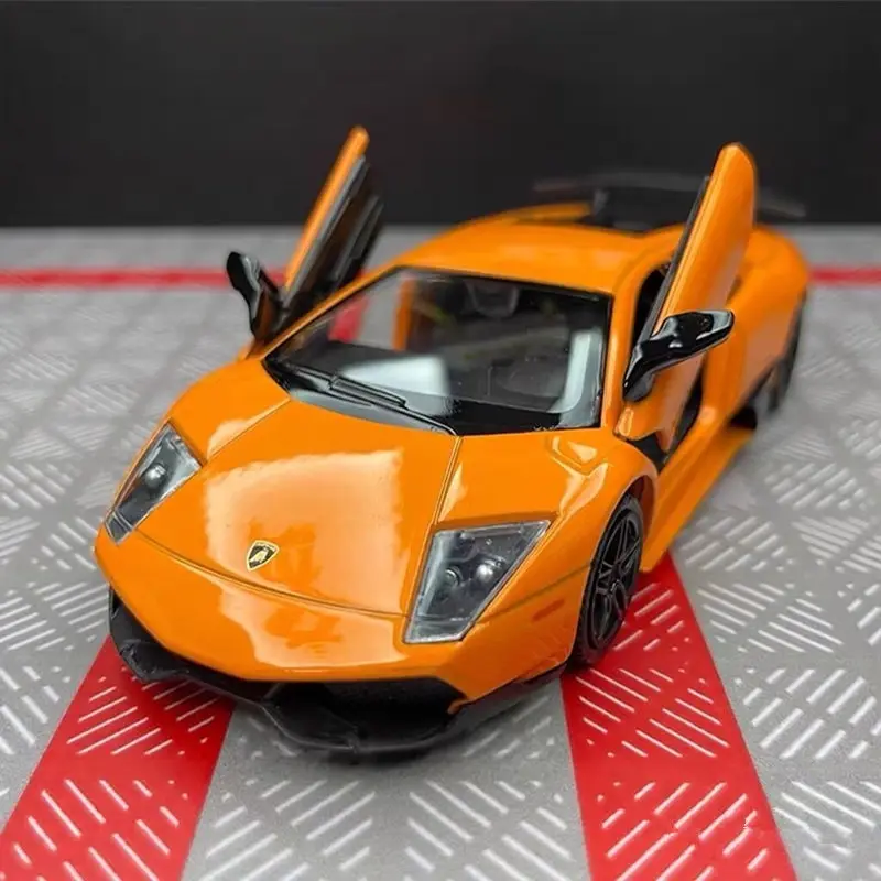 Фото Масштабная модель автомобиля Lamborghini Murcielago 1:36, классический суперкар из сплава, литая металлическая модель гоночного автомобиля, имитация, подарок для детей №1