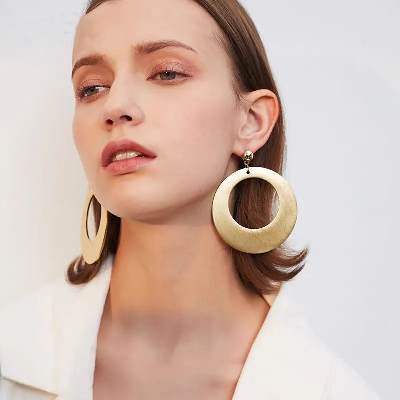 Преувеличенные большие круглые серьги женские серьги-гвоздики с темпераментом