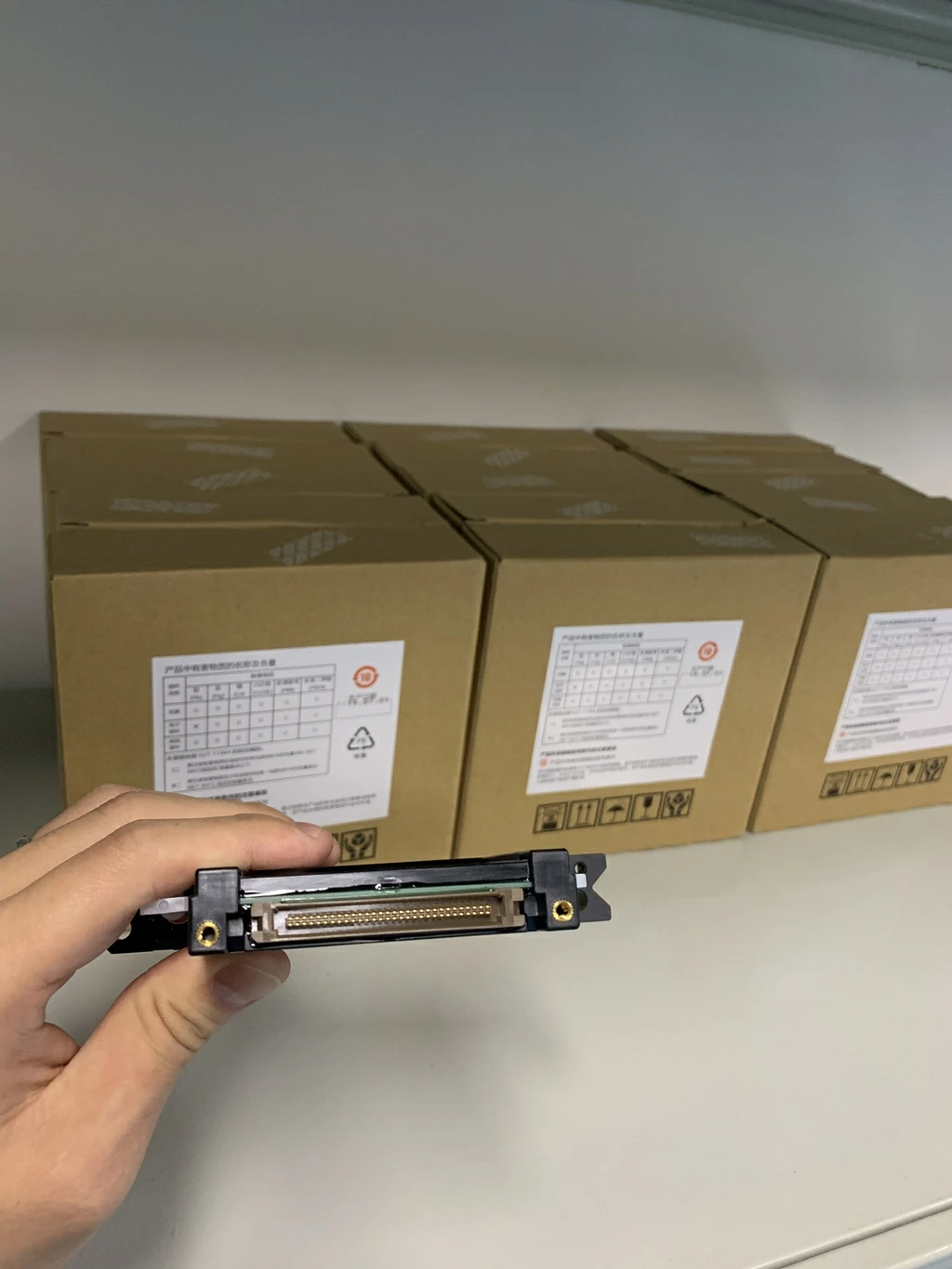 Печатающая головка Konica KM1024i SHE 6PL для R3300 R6000 V300UV V500UV