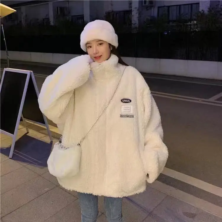 

Lamb wool coat female autumn winter 100 match 2022 new Korean loose students languid lazy wind thickened cotton coat