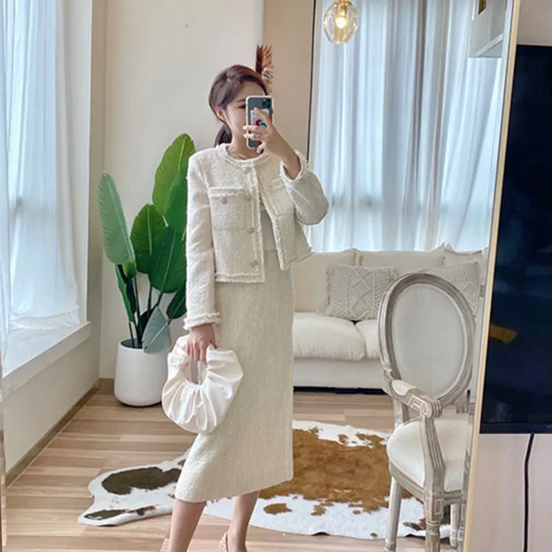 

Новинка 2021, Осенний женский костюм FAKUNTN из маленькой бежевой куртки и юбки, женский модный костюм из двух предметов с французской юбкой