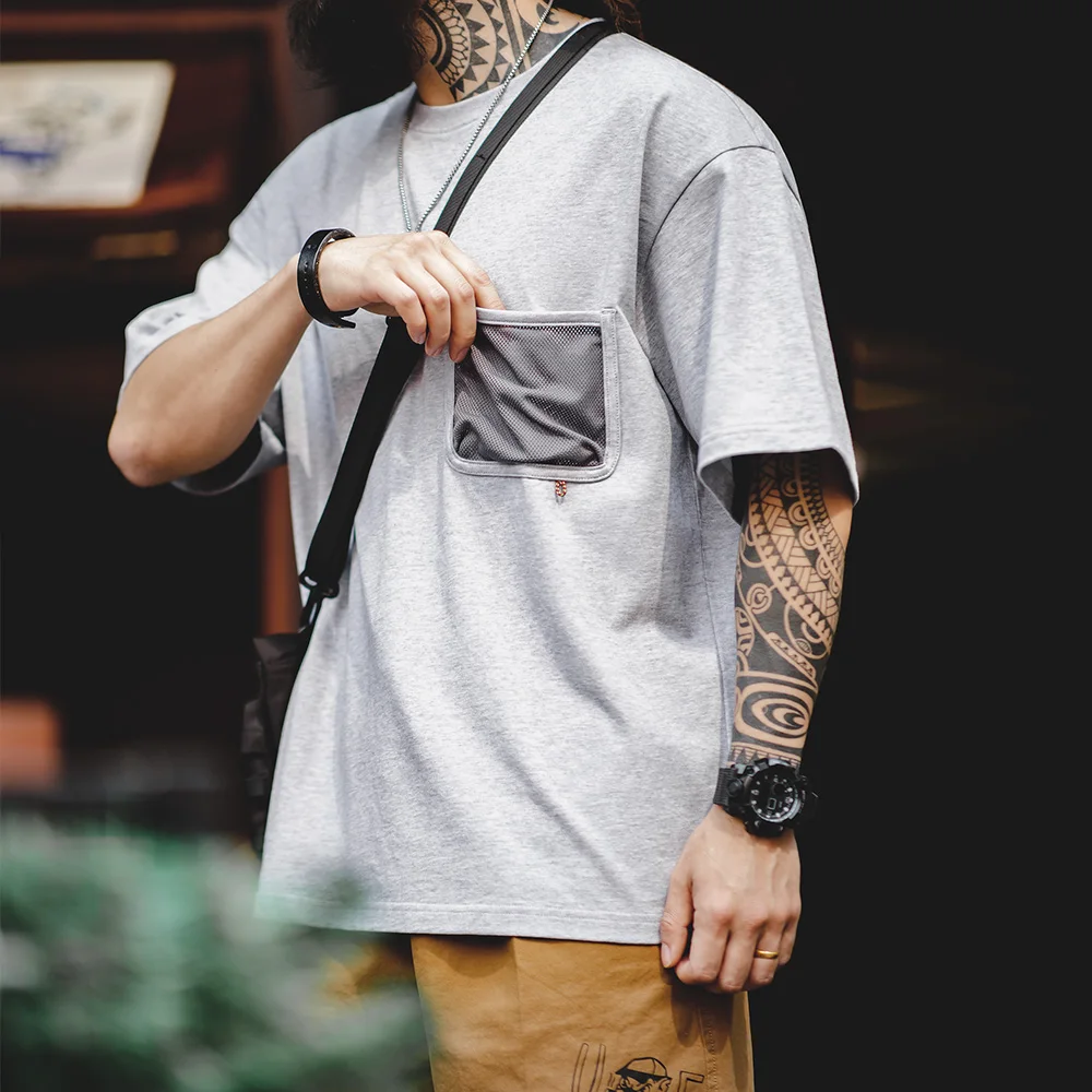 Футболка мужская с коротким рукавом круглым вырезом и карманами