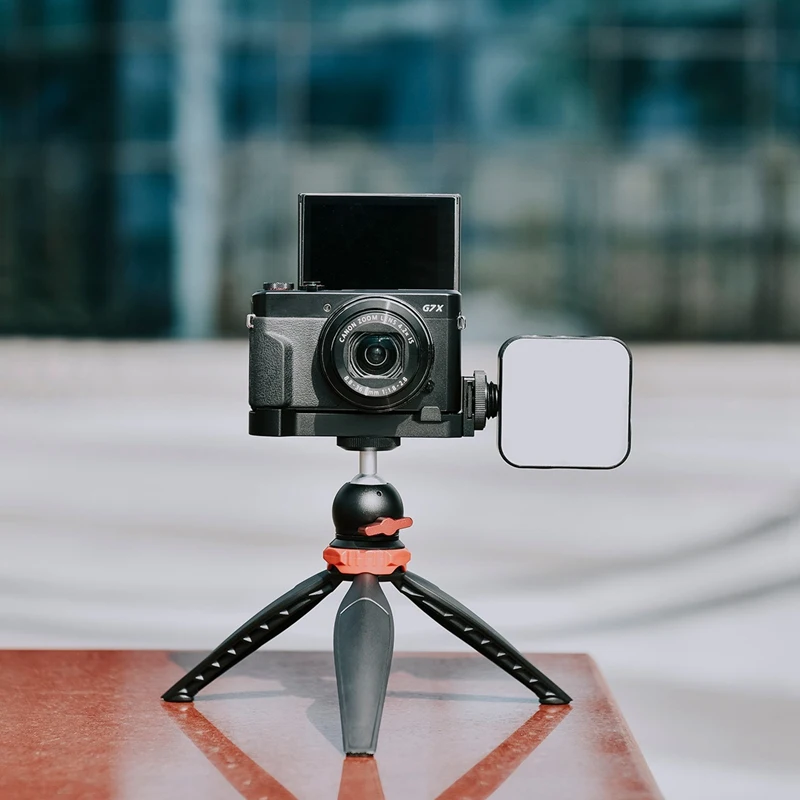 

YELANGU Vlogging Kit for Canon G7X2&X3 Expansion Board with LED Fill Lights and Mini Desktop Tripod Stand