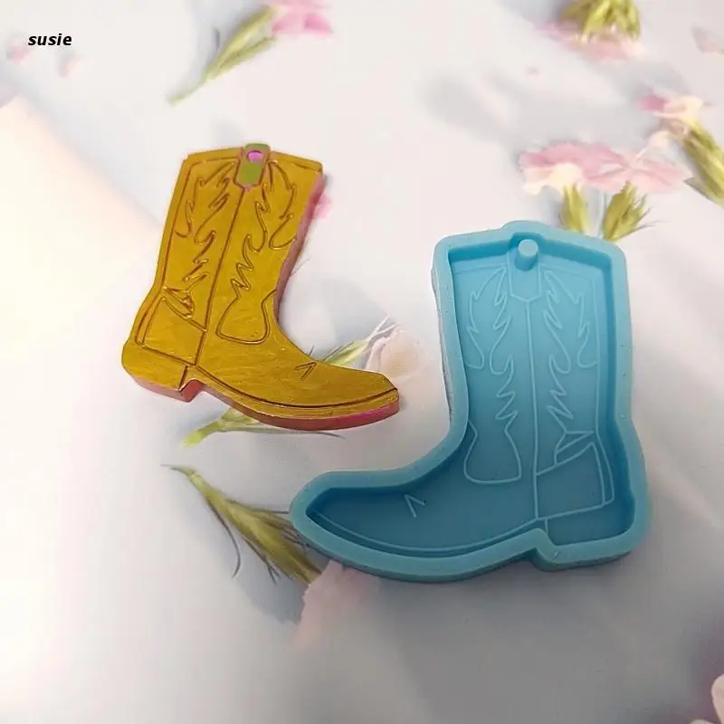 

X7YA Shiny Glossy Cowboy Boot Keychain Silicone Epoxy Resin Mold DIY Ornament Pendant Jewelry for Valentine Gift Craft