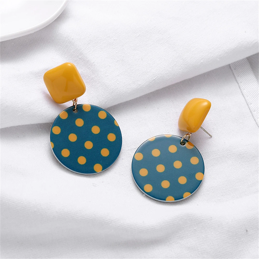 

S925 silver needle Japanese and Korean retro cute contrast color wave point earrings female personality resin square ear studs e