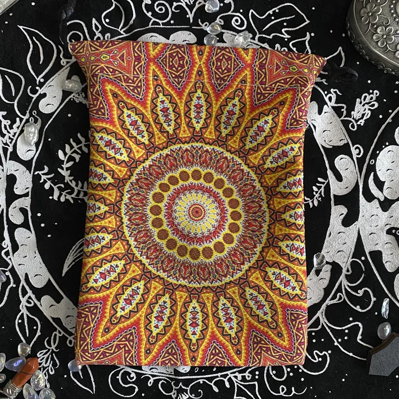 

Бархатный Подарочный пакет для ТАРО 13 х18 см с кристаллами