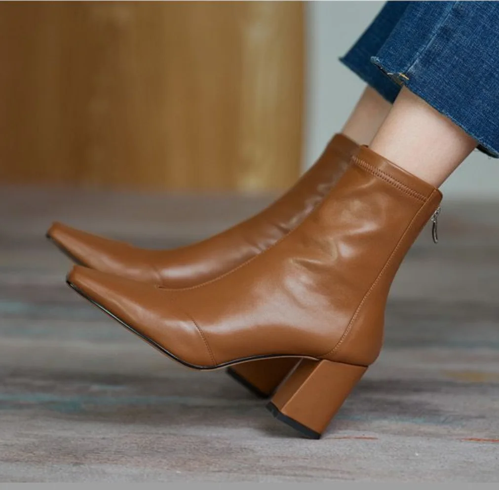Белые женские ботильоны 2024 классические элегантные офисные кожаные ботинки Rretro