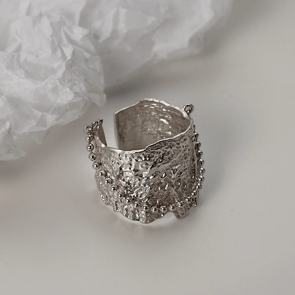 

Tin Foil Texture Ring White Gold Color Women's Neutral Ornament