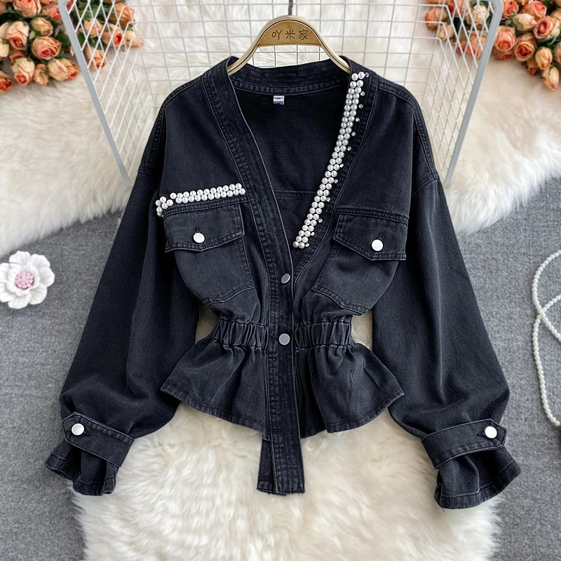 

Fashion V-neck Beaded Black Denim Jacket for Women 2022 Autumn Korean Style Loose Woman Waist Trimming Short Jean Tunics Coats