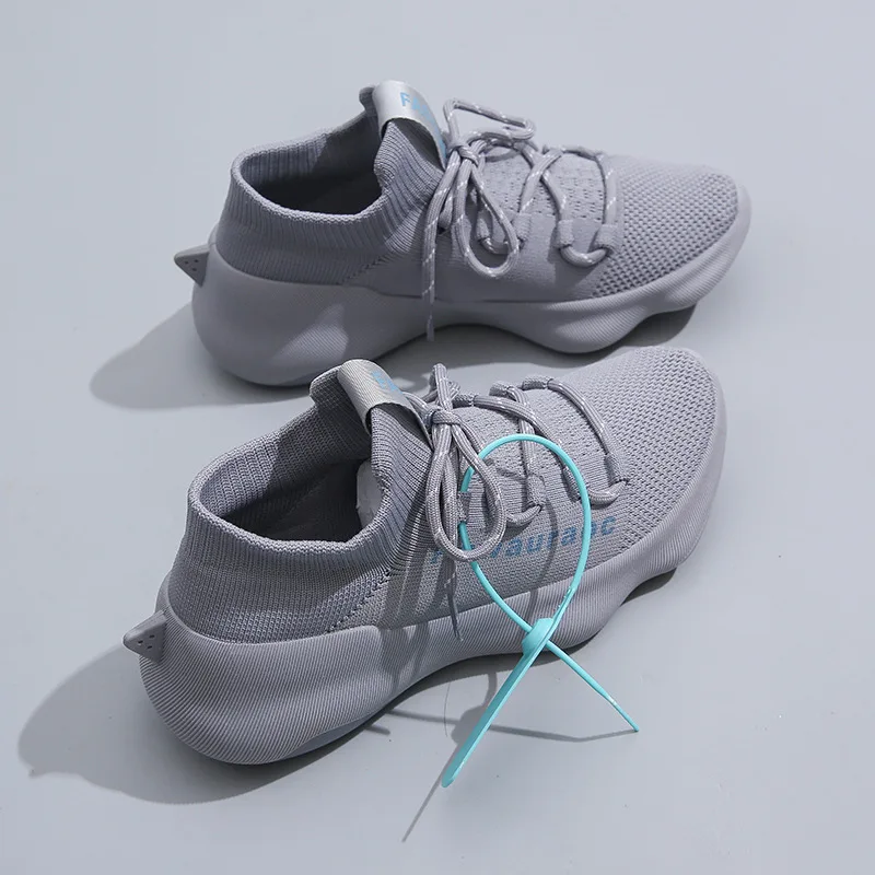 

Luxury Brand Breathable Women Shoes for Sneakers 2022 New Tenis Feminino Fashion Lace-up Casual Plus Size 44 Socks Women Sneaker