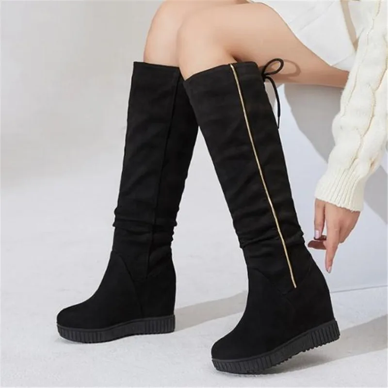 

Осенне-зимние Новые облегающие и высокие эластичные сапоги на плоской подошве увеличенные сапоги до колена на высоком каблуке Универсальн...