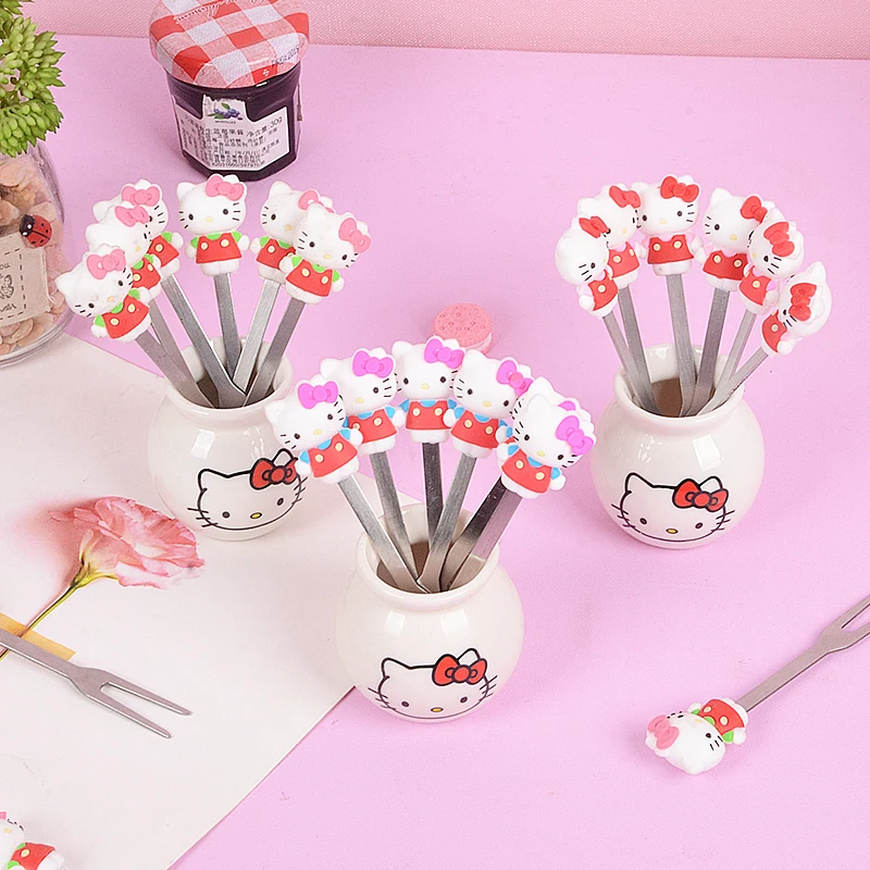 

Вилка для фруктов Kawaii Sanrios аниме мультфильм КТ кот 6 шт. милый мини знак бенто творческий дом детский фрукт десерт маленькая вилка