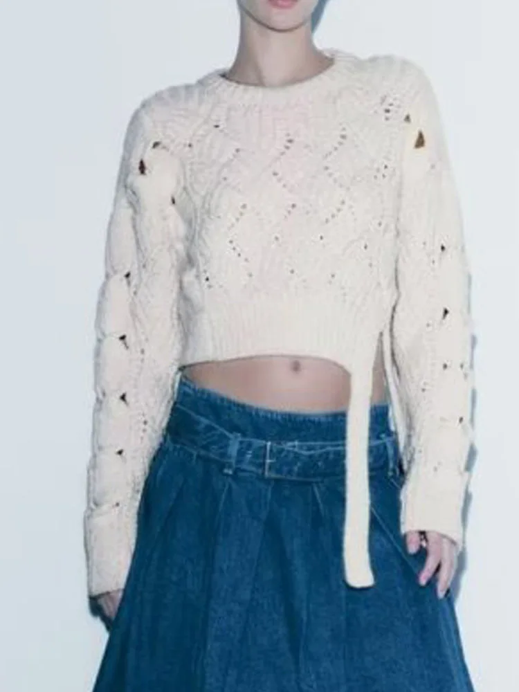 

2023 Women Autumn Pullover Sweaters Fashion Solid O-Neck Knitting Hollow Out Drawstring Female Elegant Street Short Sweater