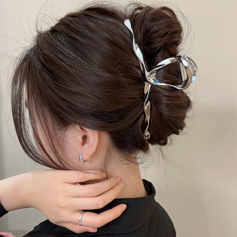 

New Metal Cross Hair Clip Large 11CM Grab Clip Shark Clip Ponytail Braid Claw Female Elegant Hair Accessories Summer Headdress