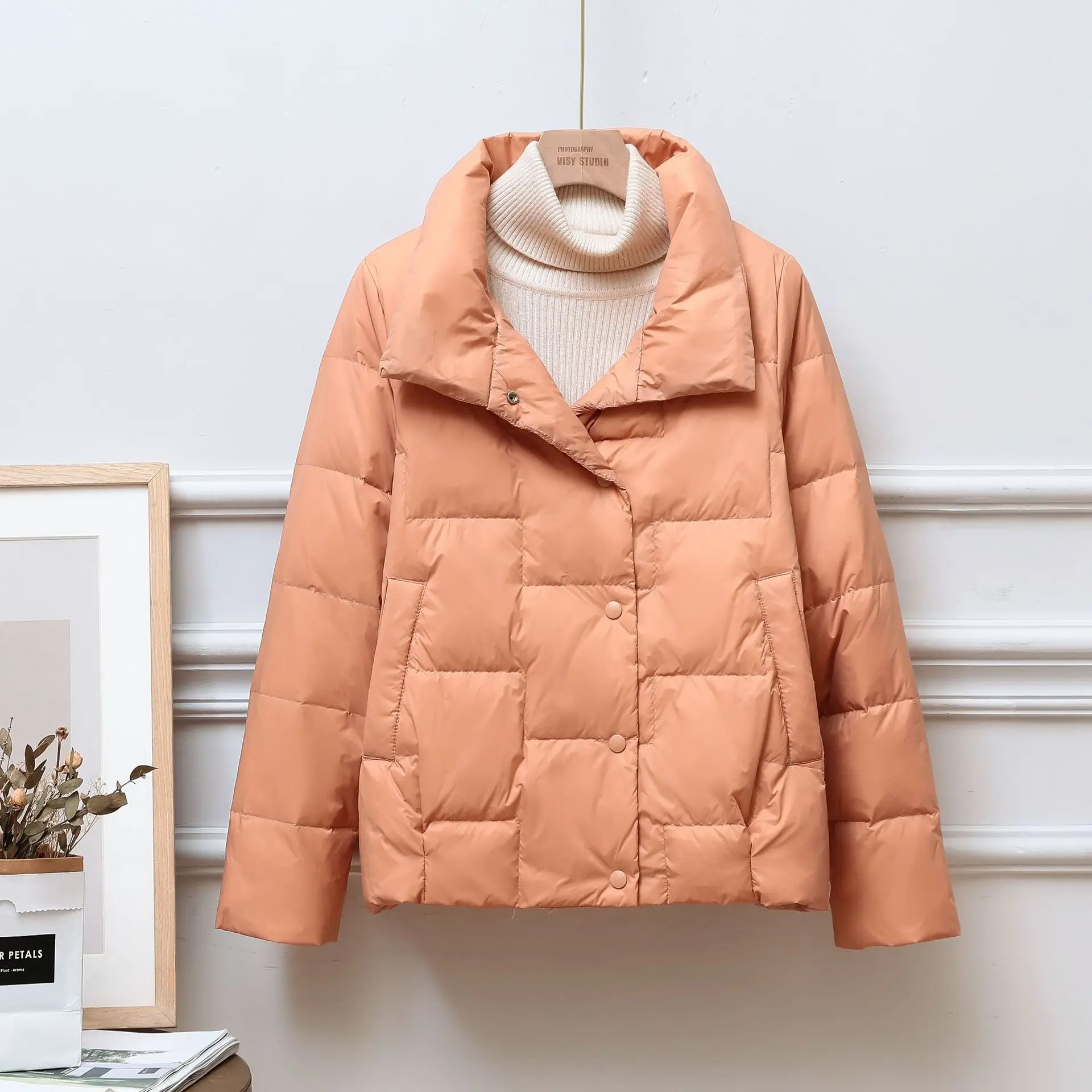 Korean Version of Winter Thick Windproof Parka Coat Women Fashion High-quality Buttons Coat Woman Jacket Winter  L596