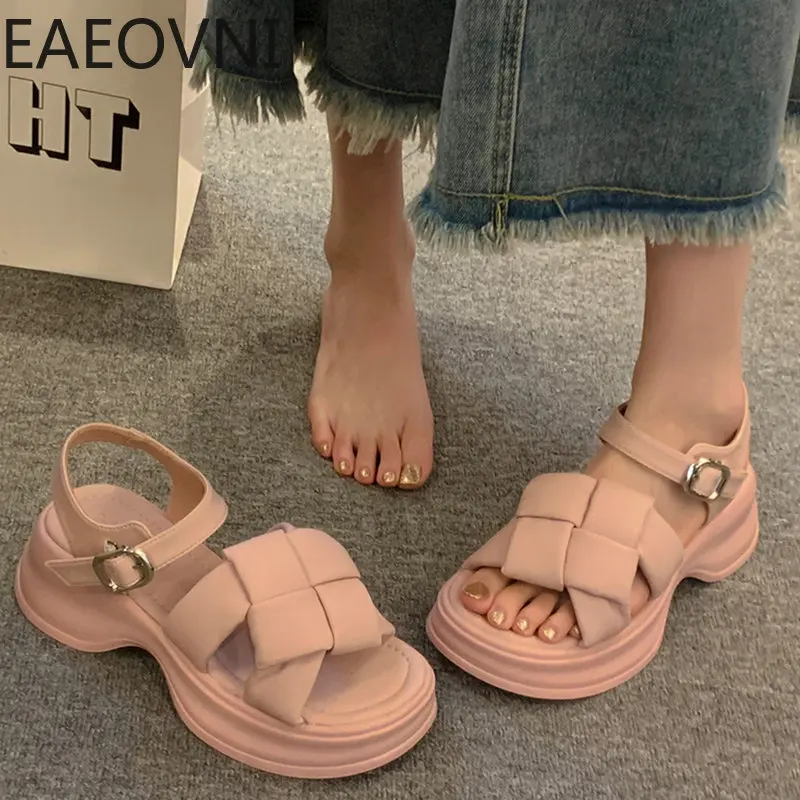 

Женские сандалии-гладиаторы на платформе, повседневные босоножки на плоской подошве с открытым носком, уличные классические сандалии, Нови...