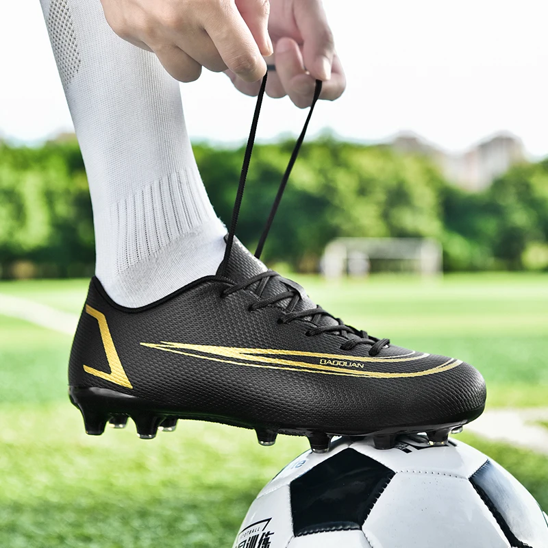 Men Soccer Shoes Professional Unisex Indoor Soccer Cleats Non-Slip FG/TF Training Football Boots Sneakers Men Turf Futsal Shoes